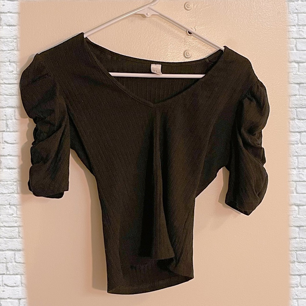 Women's Elegant Short Puff Sleeve Rib Knit V-Neck Basic Slim T-Shirt Crop Tops